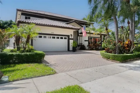 8198 NW 162nd Street Miami Lakes FL 33016
