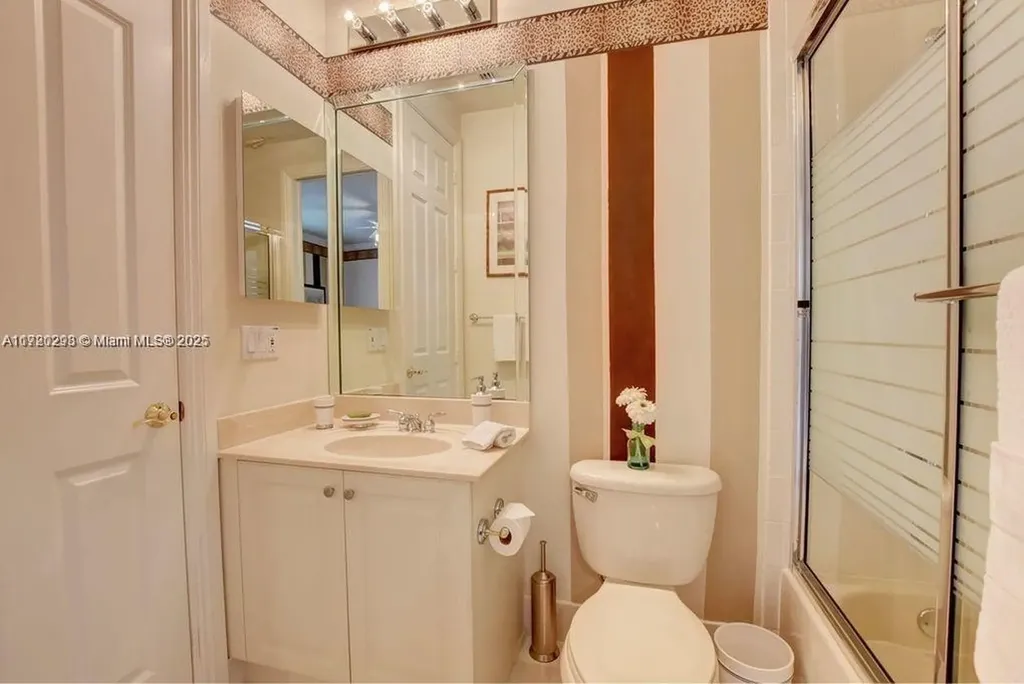 6139 Via Venetia S Delray Beach FL 33484