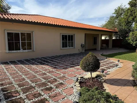 15945 NW 81st Court Miami Lakes FL 33016
