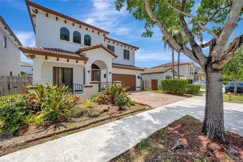 23152 SW 104th Court Cutler Bay FL 33190