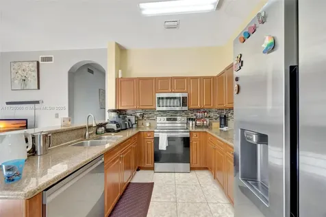 23152 SW 104th Court Cutler Bay FL 33190