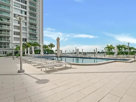 1000 West Avenue Miami Beach FL 33139