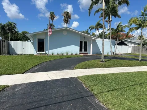 9920 SW 194th Street Cutler Bay FL 33157