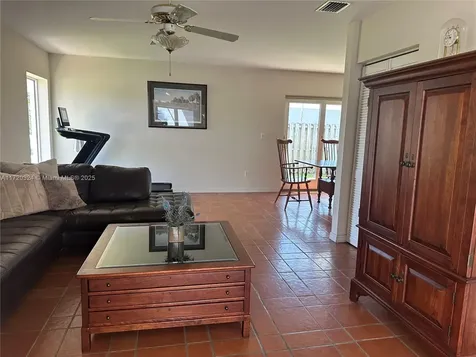 9920 SW 194th Street Cutler Bay FL 33157