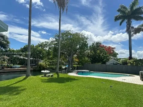 9920 SW 194th Street Cutler Bay FL 33157