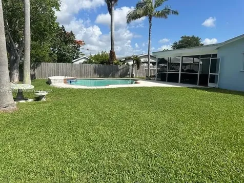 9920 SW 194th Street Cutler Bay FL 33157