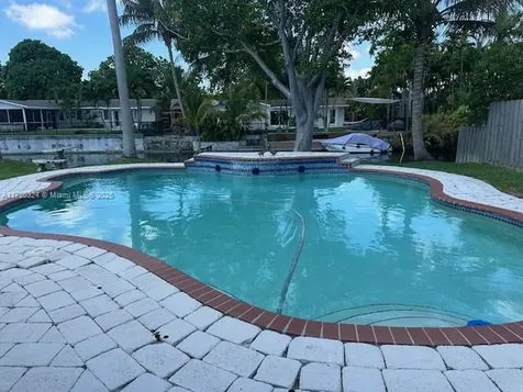 9920 SW 194th Street Cutler Bay FL 33157