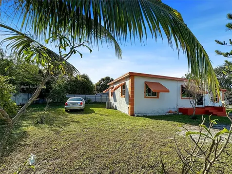 270 NW 118th Street Miami FL 33168