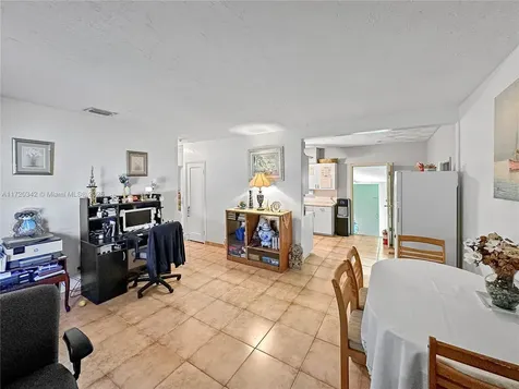 270 NW 118th Street Miami FL 33168