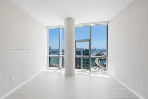 851 NE 1st Avenue Miami FL 33132