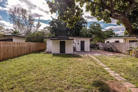 1535 NW 121st Street North Miami FL 33167