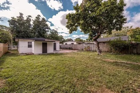 1535 NW 121st Street North Miami FL 33167