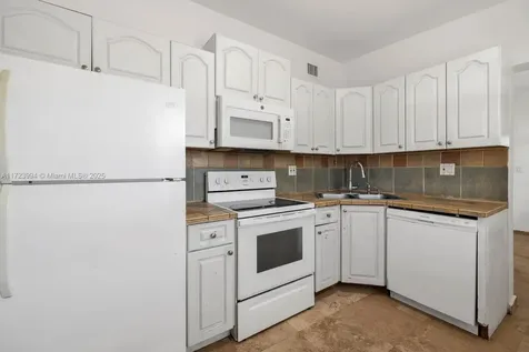 1535 NW 121st Street North Miami FL 33167