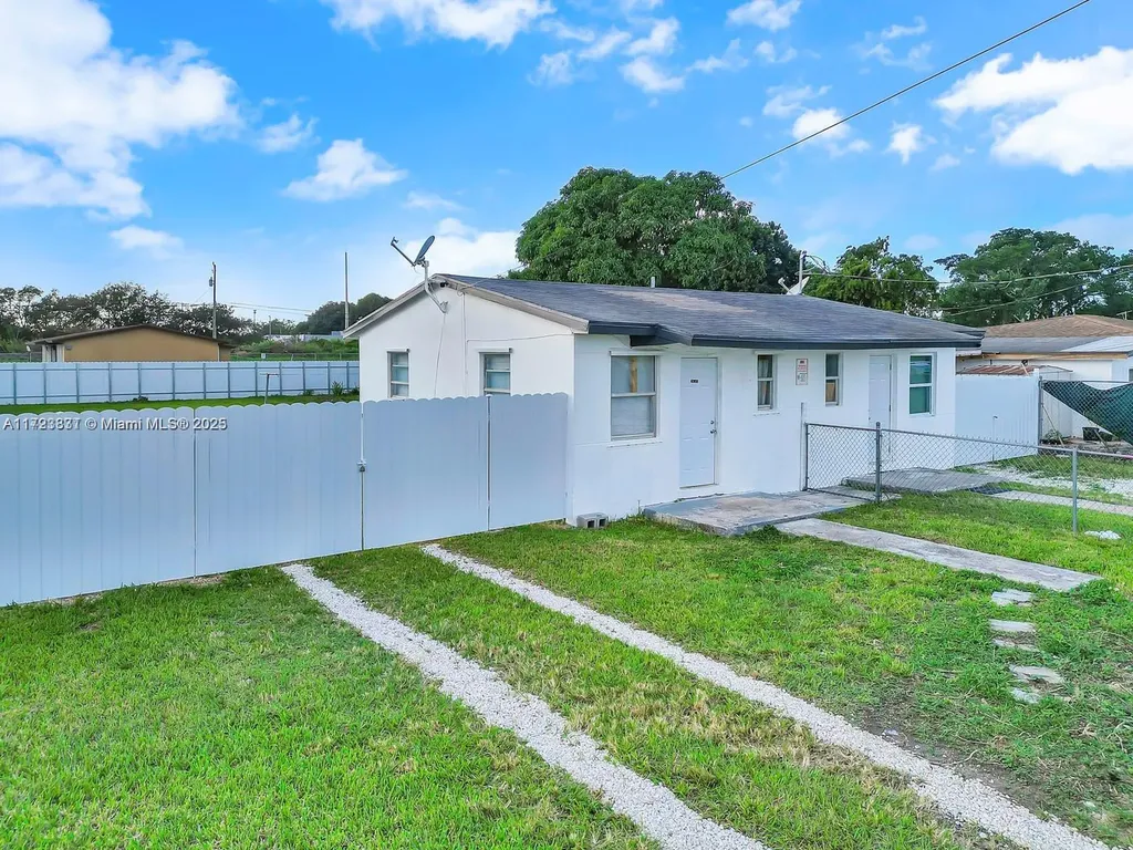 26540-26542 SW 138th Court Homestead FL 33032