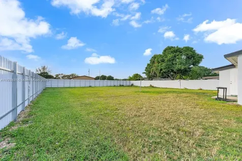 26540-26542 SW 138th Court Homestead FL 33032