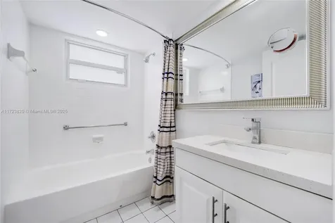 1615 Meridian Avenue Miami Beach FL 33139
