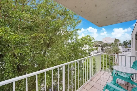 1615 Meridian Avenue Miami Beach FL 33139