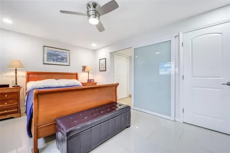 1615 Meridian Avenue Miami Beach FL 33139