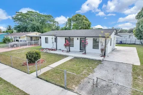 3620 NW 195th Terrace Miami Gardens FL 33056