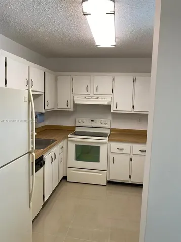 1800 SW 81st Avenue North Lauderdale FL 33068