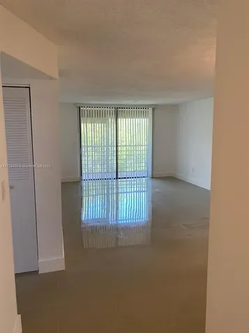 1800 SW 81st Avenue North Lauderdale FL 33068