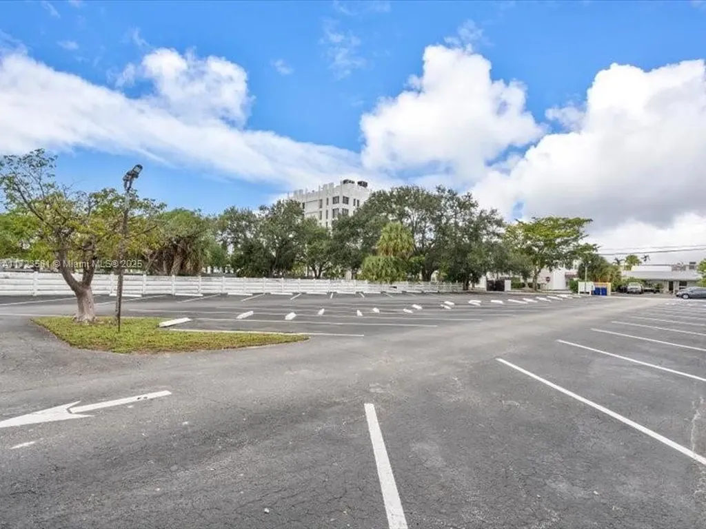 2404 Hollywood Boulevard Hollywood FL 33020