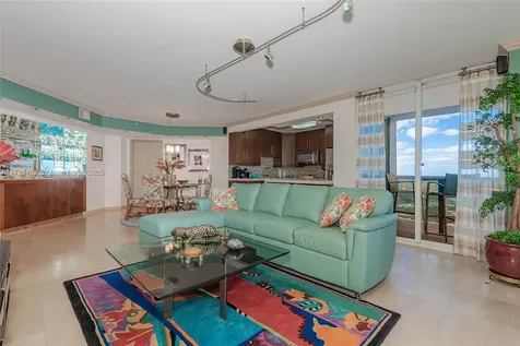 6301 Collins Avenue Miami Beach FL 33141