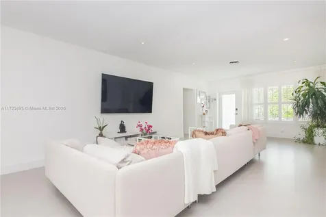 7549 Adventure Avenue North Bay Village FL 33141