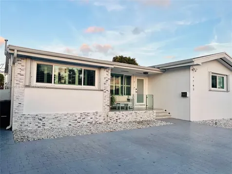 7549 Adventure Avenue North Bay Village FL 33141