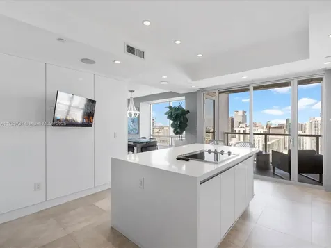 1425 Brickell Avenue Miami FL 33131