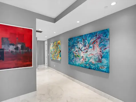 1425 Brickell Avenue Miami FL 33131