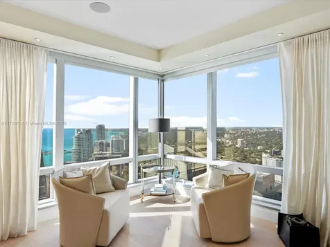 1425 Brickell Avenue Miami FL 33131