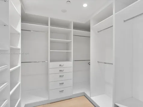 1425 Brickell Avenue Miami FL 33131
