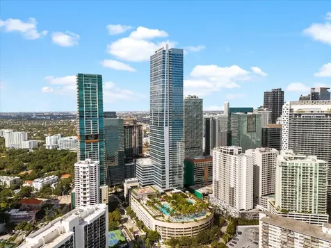 1425 Brickell Avenue Miami FL 33131