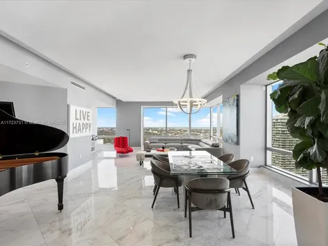 1425 Brickell Avenue Miami FL 33131