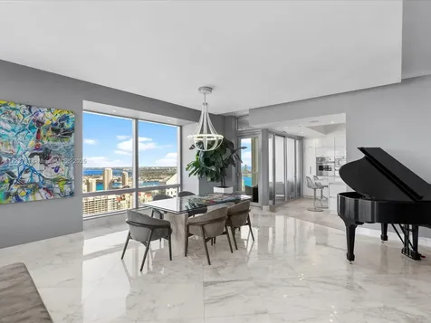 1425 Brickell Avenue Miami FL 33131