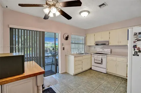 5841 NW 12th Court Sunrise FL 33313