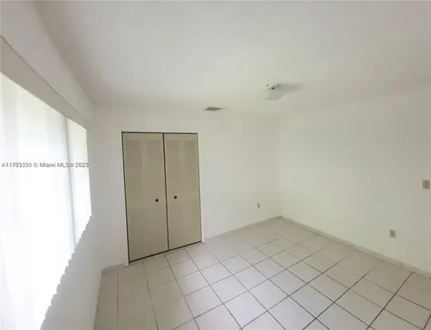5205 SW 102nd Place Miami FL 33165