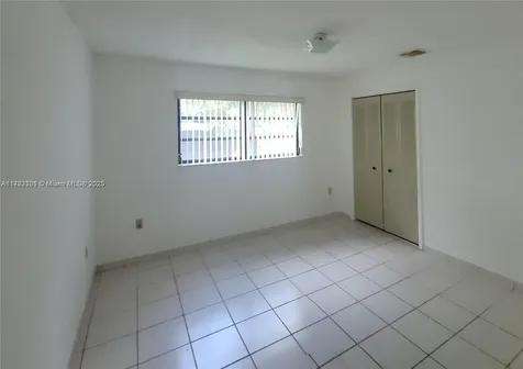 5205 SW 102nd Place Miami FL 33165