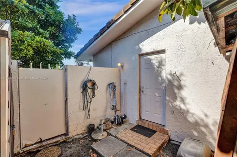 5205 SW 102nd Place Miami FL 33165