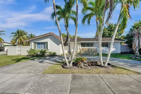 5205 SW 102nd Place Miami FL 33165