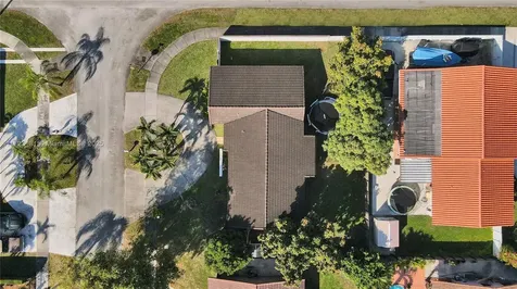 5205 SW 102nd Place Miami FL 33165