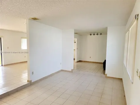 5205 SW 102nd Place Miami FL 33165