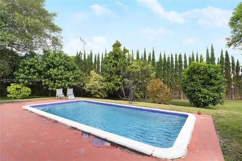8715 SW 81st Street Miami FL 33173