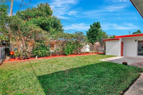 9361 NW 19th Place Sunrise FL 33322