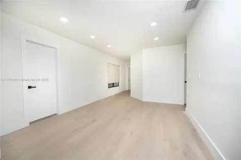 233 SW 7th Avenue Boynton Beach FL 33435
