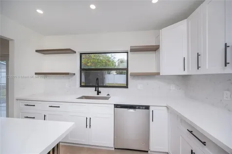 233 SW 7th Avenue Boynton Beach FL 33435