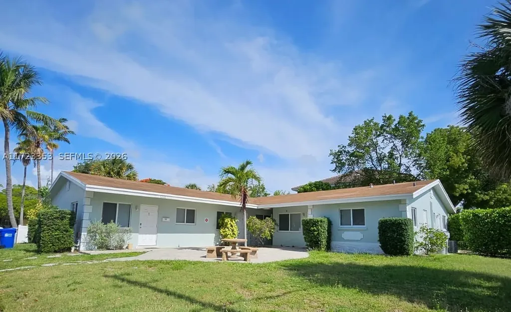 1231 NE 23rd Avenue Pompano Beach FL 33062