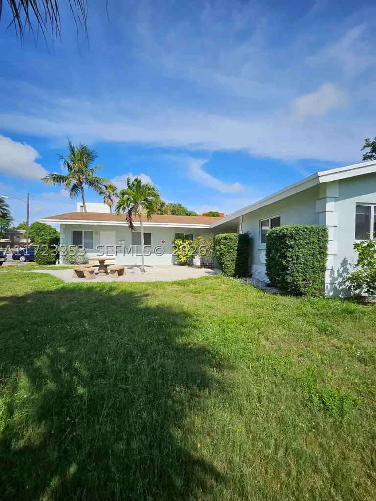 1231 NE 23rd Avenue Pompano Beach FL 33062