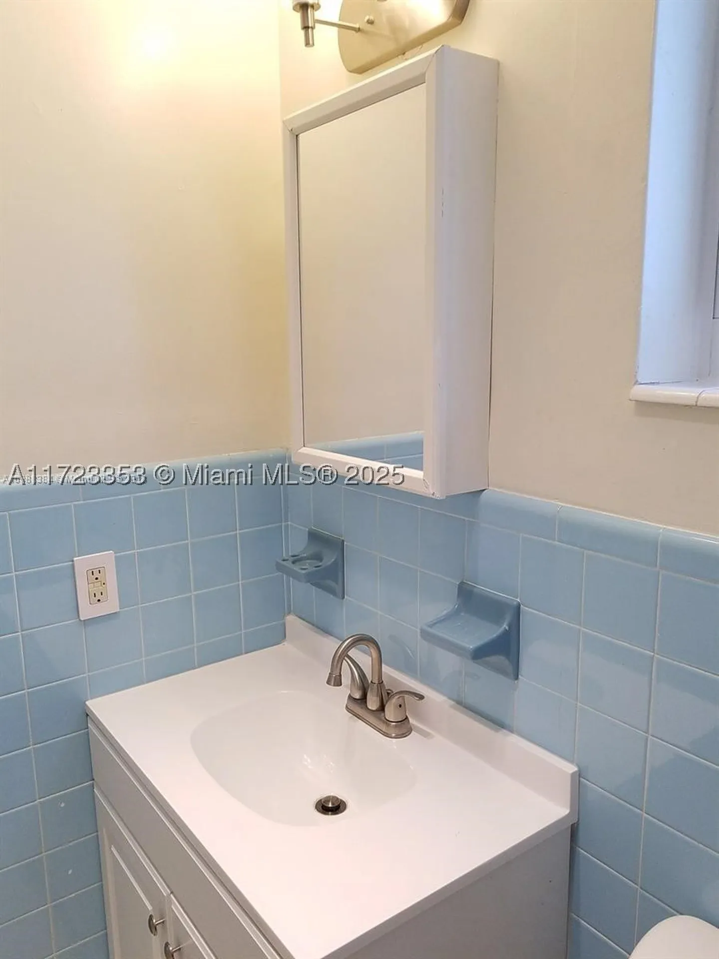 1231 NE 23rd Avenue Pompano Beach FL 33062